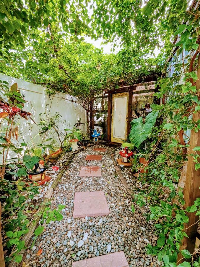 Cozy Af Tiny-House Oasis Villa Tampa Eksteriør bilde